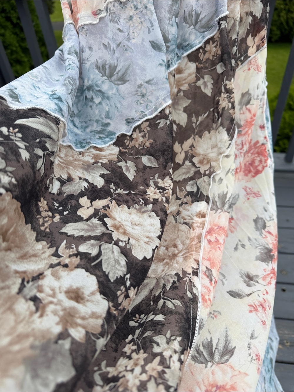 Bohemian Multi-Panel Floral Ruffle Maxi Skirt - Beige / Blue / Brown/Gray Sz M - Picture 6 of 10